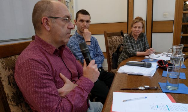 Wykład Profesora Xaviera Bougarela