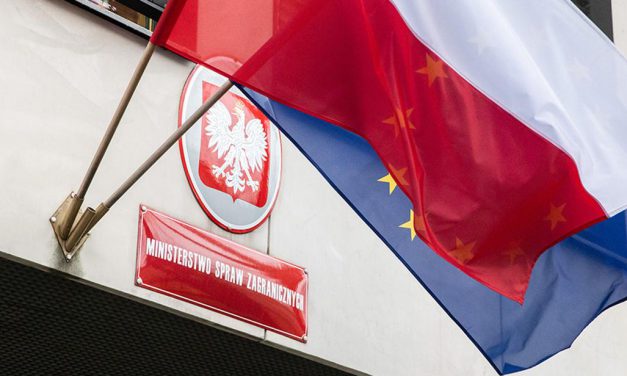 Wyróżnienie dla dr. hab. prof. UW. Jana Stanisław Ciechanowskiego