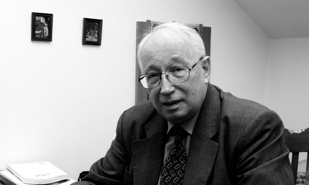 Odszedł Profesor Jan Kieniewicz